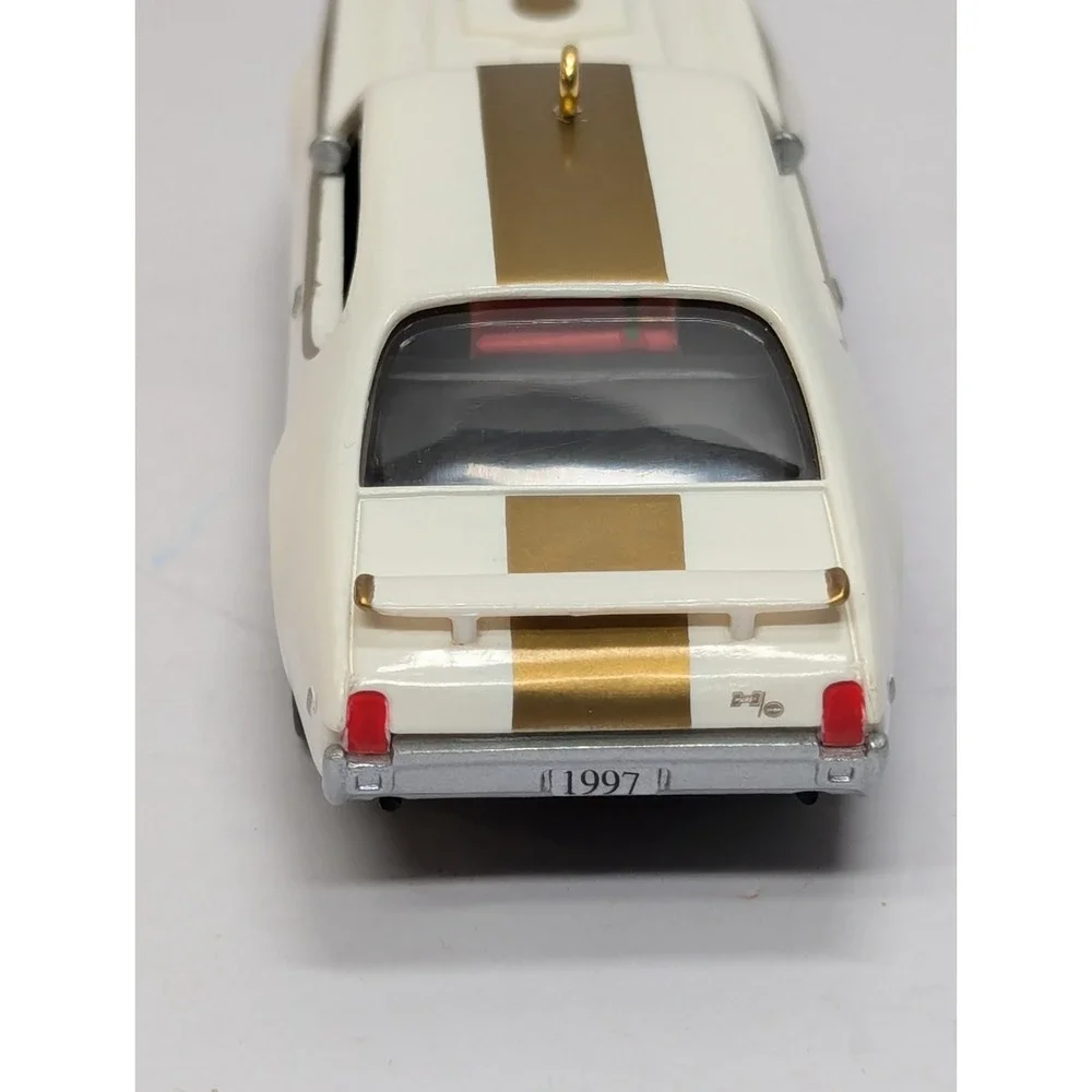 Hallmark Keepsake 1969 Hurst Oldsmobile 442 - Classic American Cars #7 1997